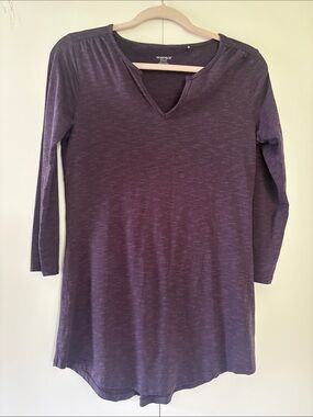 Toad&Co purple jersey tunic, notch neckline and three-quarter sleeves S